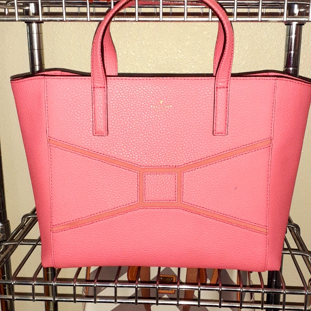 Kate Spade Bow Tie Pebbled leather Handbag!